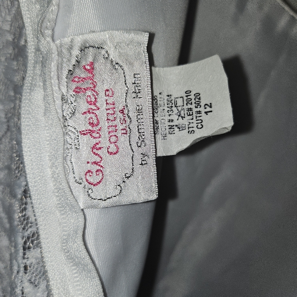 Cinderella Couture Child's 12 Lace Dress white - Picture 4 of 4